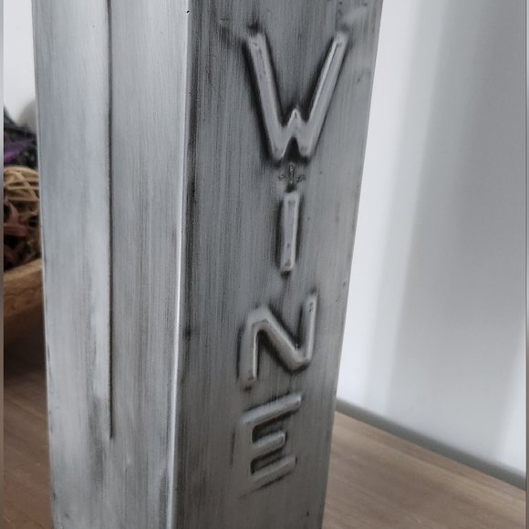 🍷 Vintage Metal Wine Bag – Rustic Wine Bottle Holder, Preowned, Great Condition - Picture 5 of 10